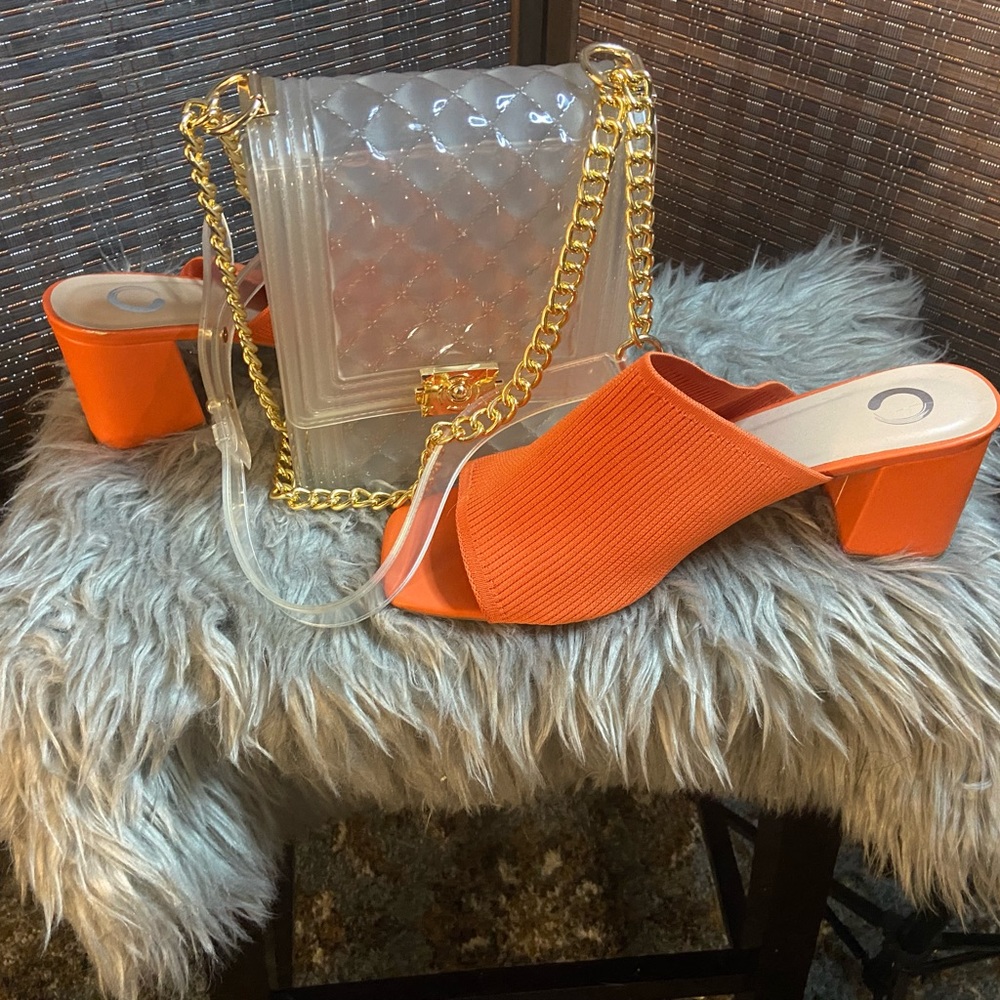 3inch Block Heel, Light weight Fabric Upper. Square Toe